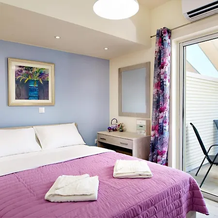 Melina Apartment *